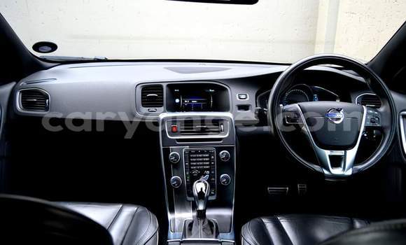 Buy Used Volvo S60 White Car in Windhoek in Namibia Buy Used Volvo S60 White Car in Windhoek in Namibia