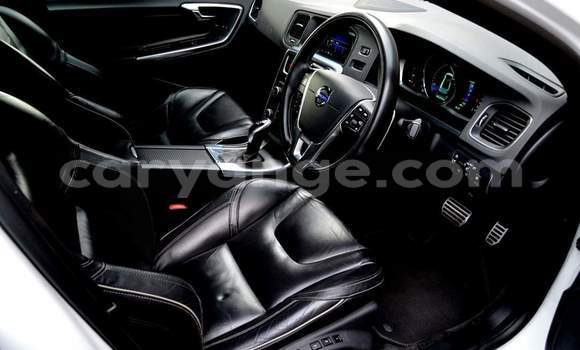Buy Used Volvo S60 White Car in Windhoek in Namibia Buy Used Volvo S60 White Car in Windhoek in Namibia