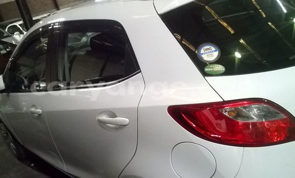 Buy Used Mazda 323 White Car in Walvis Bay in Namibia Buy Used Mazda 323 White Car in Walvis Bay in Namibia