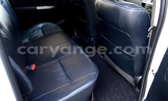 Acheter Occasion Voiture Toyota Hilux Blanc à Windhoek, Namibie Acheter Occasion Voiture Toyota Hilux Blanc à Windhoek, Namibie