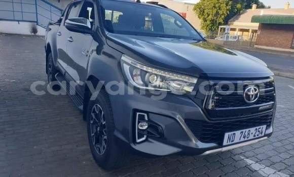 Acheter Occasion Voiture Toyota Hilux Gris à Windhoek, Namibie