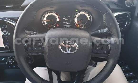 Buy Used Toyota Hilux Silver Car in Windhoek in Namibia Buy Used Toyota Hilux Silver Car in Windhoek in Namibia