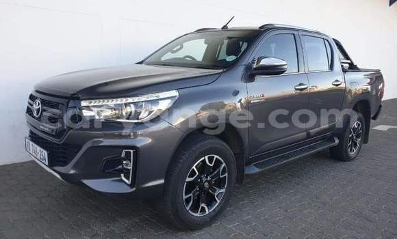 Buy Used Toyota Hilux Silver Car in Windhoek in Namibia Buy Used Toyota Hilux Silver Car in Windhoek in Namibia