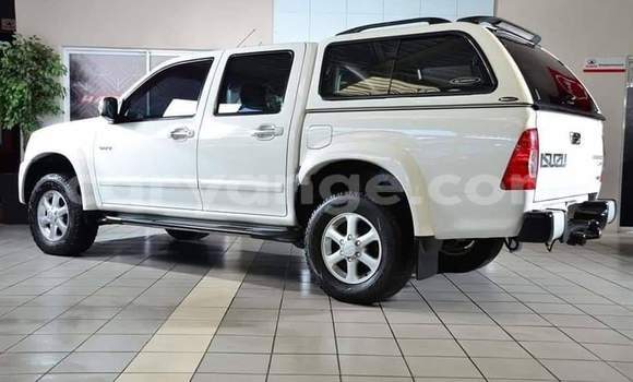 Buy Used Isuzu KB White Car in Windhoek in Namibia Buy Used Isuzu KB White Car in Windhoek in Namibia