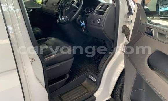 Buy Used Volkswagen Caravelle White Car in Windhoek in Namibia Buy Used Volkswagen Caravelle White Car in Windhoek in Namibia