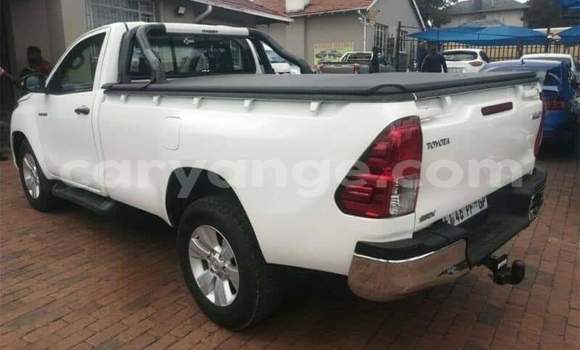 Buy Used Toyota Hilux White Car in Windhoek in Namibia Buy Used Toyota Hilux White Car in Windhoek in Namibia