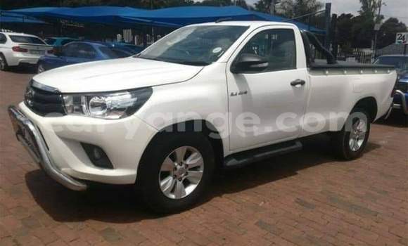 Buy Used Toyota Hilux White Car in Windhoek in Namibia Buy Used Toyota Hilux White Car in Windhoek in Namibia