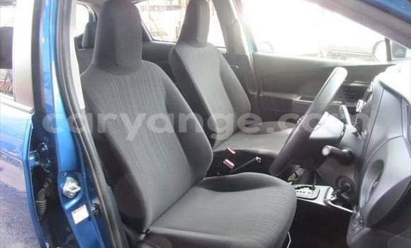 Acheter Occasion Voiture Toyota Vitz Bleu à Windhoek, Namibie Acheter Occasion Voiture Toyota Vitz Bleu à Windhoek, Namibie