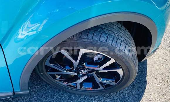 Acheter Occasion Voiture Toyota C-HR Bleu à Windhoek, Namibie Acheter Occasion Voiture Toyota C-HR Bleu à Windhoek, Namibie