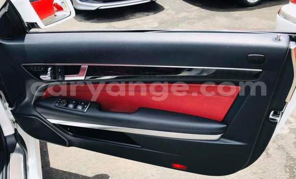 Buy Used Mercedes-Benz E–Class White Car in Windhoek in Namibia Buy Used Mercedes-Benz E–Class White Car in Windhoek in Namibia