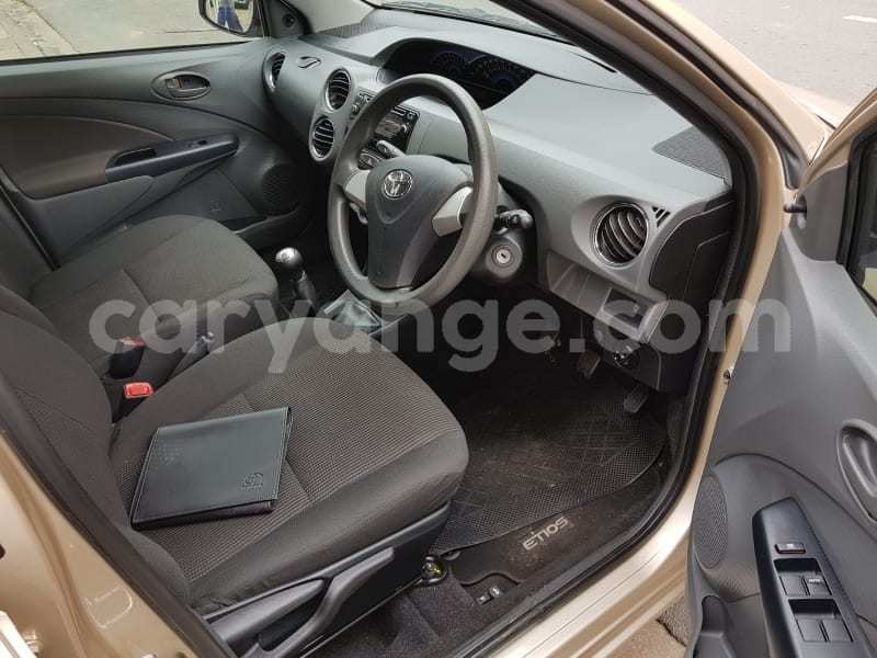 Big with watermark t.etios.....