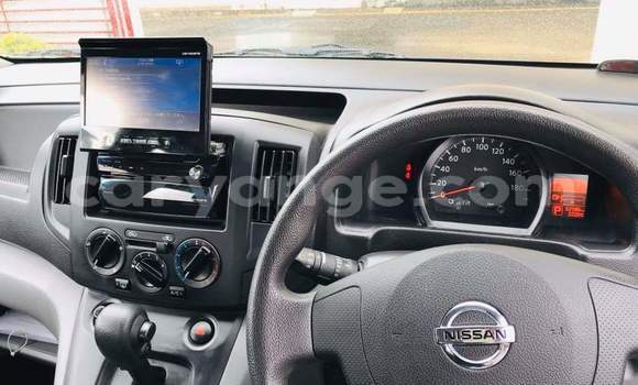 Acheter Occasion Voiture Nissan NV200 Blanc à Windhoek, Namibie Acheter Occasion Voiture Nissan NV200 Blanc à Windhoek, Namibie