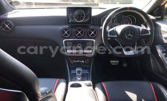 Acheter Occasion Voiture Mercedes-Benz A-klasse AMG Blanc à Windhoek, Namibie Acheter Occasion Voiture Mercedes-Benz A-klasse AMG Blanc à Windhoek, Namibie