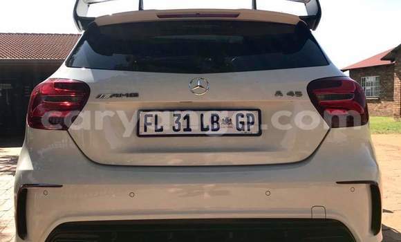 Acheter Occasion Voiture Mercedes-Benz A-klasse AMG Blanc à Windhoek, Namibie Acheter Occasion Voiture Mercedes-Benz A-klasse AMG Blanc à Windhoek, Namibie