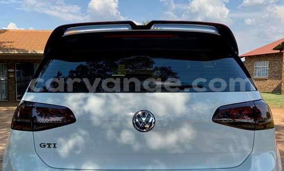 Buy Used Volkswagen Golf R White Car in Windhoek in Namibia Buy Used Volkswagen Golf R White Car in Windhoek in Namibia