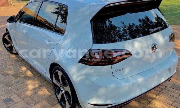 Buy Used Volkswagen Golf R White Car in Windhoek in Namibia Buy Used Volkswagen Golf R White Car in Windhoek in Namibia
