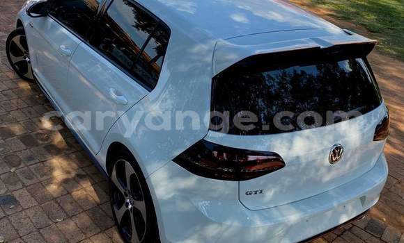 Buy Used Volkswagen Golf R White Car in Windhoek in Namibia Buy Used Volkswagen Golf R White Car in Windhoek in Namibia