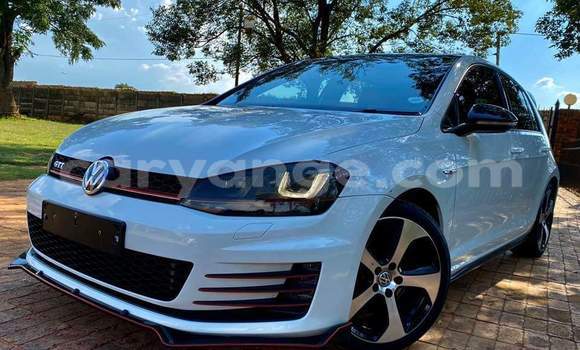 Buy Used Volkswagen Golf R White Car in Windhoek in Namibia Buy Used Volkswagen Golf R White Car in Windhoek in Namibia