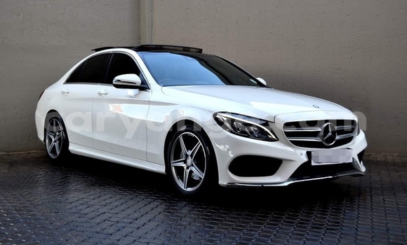 Buy Used Mercedes-Benz C–Class White Car in Windhoek in Namibia Buy Used Mercedes-Benz C–Class White Car in Windhoek in Namibia