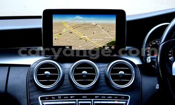 Acheter Occasion Voiture Mercedes-Benz C–Class Blanc à Windhoek, Namibie Acheter Occasion Voiture Mercedes-Benz C–Class Blanc à Windhoek, Namibie