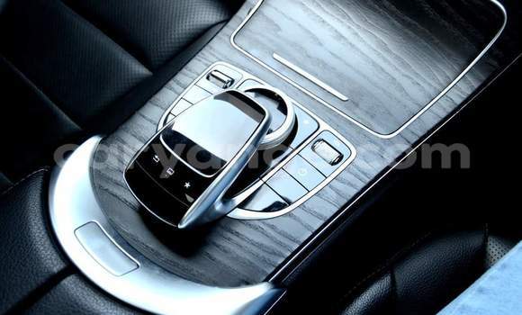 Acheter Occasion Voiture Mercedes-Benz C–Class Blanc à Windhoek, Namibie Acheter Occasion Voiture Mercedes-Benz C–Class Blanc à Windhoek, Namibie