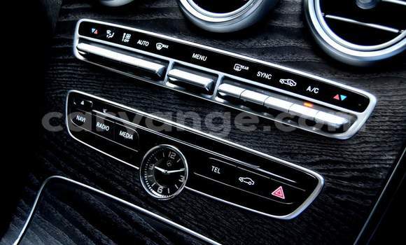 Acheter Occasion Voiture Mercedes-Benz C–Class Blanc à Windhoek, Namibie Acheter Occasion Voiture Mercedes-Benz C–Class Blanc à Windhoek, Namibie