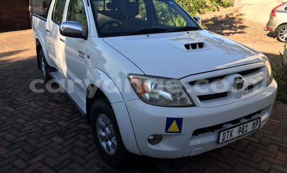 Acheter Occasion Voiture Toyota Hilux Blanc à Windhoek, Namibie