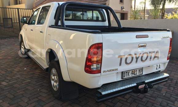 Buy Used Toyota Hilux White Car in Windhoek in Namibia Buy Used Toyota Hilux White Car in Windhoek in Namibia