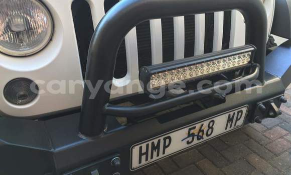Buy Used Jeep Wrangler White Car in Windhoek in Namibia Buy Used Jeep Wrangler White Car in Windhoek in Namibia