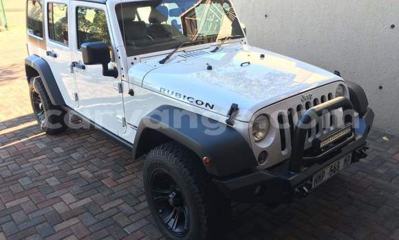 Buy Used Jeep Wrangler White Car in Windhoek in Namibia Buy Used Jeep Wrangler White Car in Windhoek in Namibia