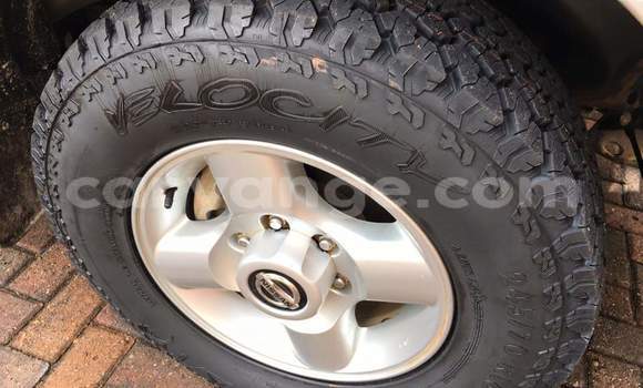 Buy Used Nissan NP 300 Silver Car in Windhoek in Namibia Buy Used Nissan NP 300 Silver Car in Windhoek in Namibia