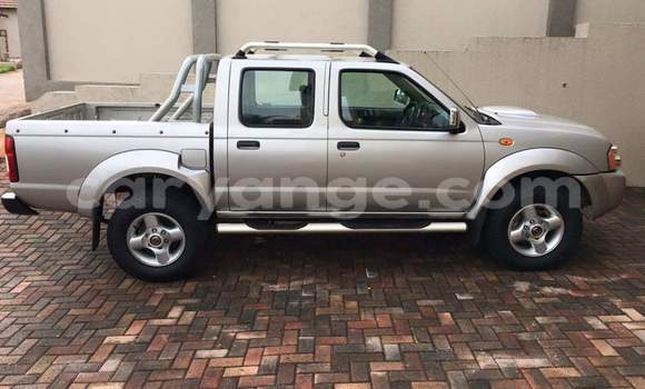 Buy Used Nissan NP 300 Silver Car in Windhoek in Namibia Buy Used Nissan NP 300 Silver Car in Windhoek in Namibia