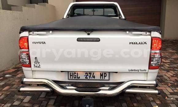 Buy Used Toyota Hilux White Car in Windhoek in Namibia Buy Used Toyota Hilux White Car in Windhoek in Namibia