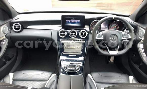 Buy Used Mercedes-Benz C-klasse AMG White Car in Windhoek in Namibia Buy Used Mercedes-Benz C-klasse AMG White Car in Windhoek in Namibia