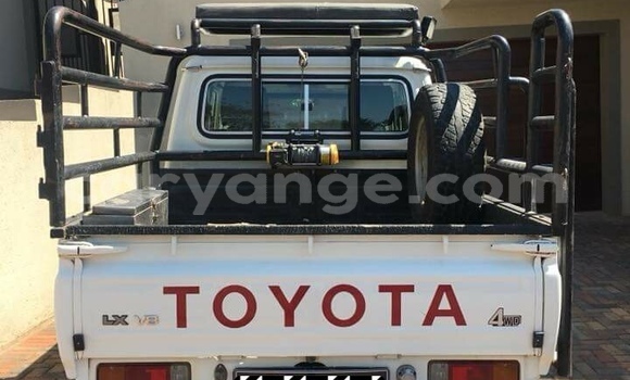 Buy Used Toyota Land Cruiser White Car in Grootfontein in Namibia Buy Used Toyota Land Cruiser White Car in Grootfontein in Namibia