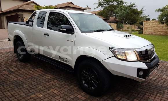 Buy Used Toyota Hilux White Car in Windhoek in Namibia Buy Used Toyota Hilux White Car in Windhoek in Namibia