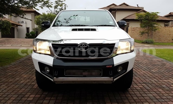 Buy Used Toyota Hilux White Car in Windhoek in Namibia Buy Used Toyota Hilux White Car in Windhoek in Namibia
