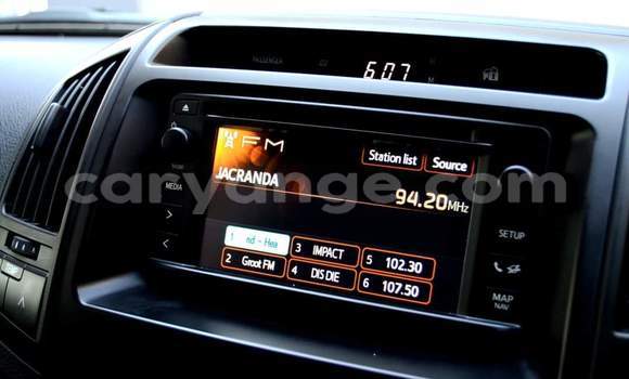 Acheter Occasion Voiture Toyota Land Cruiser Blanc à Windhoek, Namibie Acheter Occasion Voiture Toyota Land Cruiser Blanc à Windhoek, Namibie