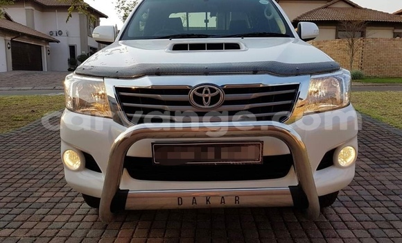 Buy Used Toyota Hilux White Car in Windhoek in Namibia Buy Used Toyota Hilux White Car in Windhoek in Namibia
