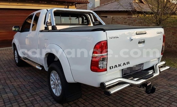 Buy Used Toyota Hilux White Car in Windhoek in Namibia Buy Used Toyota Hilux White Car in Windhoek in Namibia