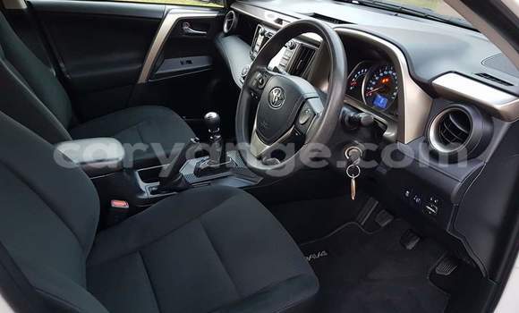 Buy Used Toyota RAV4 White Car in Windhoek in Namibia Buy Used Toyota RAV4 White Car in Windhoek in Namibia