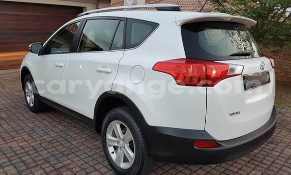 Buy Used Toyota RAV4 White Car in Windhoek in Namibia Buy Used Toyota RAV4 White Car in Windhoek in Namibia