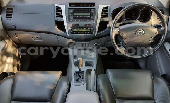 Buy Used Toyota Hilux White Car in Grootfontein in Namibia Buy Used Toyota Hilux White Car in Grootfontein in Namibia