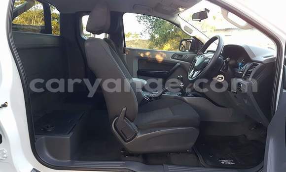 Acheter Occasion Voiture Ford Ranger Blanc à Windhoek, Namibie Acheter Occasion Voiture Ford Ranger Blanc à Windhoek, Namibie