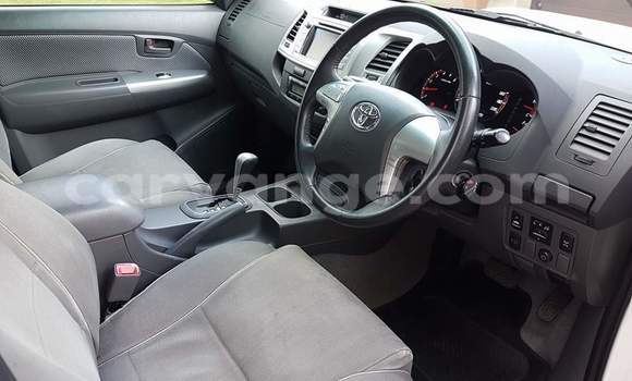 Buy Used Toyota Hilux White Car in Grootfontein in Namibia Buy Used Toyota Hilux White Car in Grootfontein in Namibia