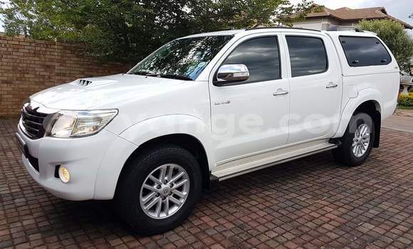 Buy Used Toyota Hilux White Car in Grootfontein in Namibia Buy Used Toyota Hilux White Car in Grootfontein in Namibia