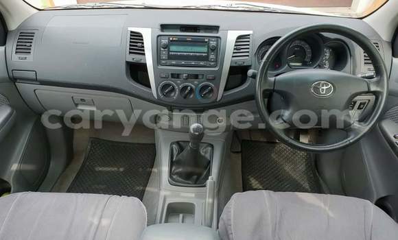 Buy Used Toyota Hilux White Car in Grootfontein in Namibia Buy Used Toyota Hilux White Car in Grootfontein in Namibia