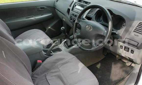 Buy Used Toyota Hilux White Car in Grootfontein in Namibia Buy Used Toyota Hilux White Car in Grootfontein in Namibia