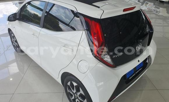 Buy Used Toyota Aygo White Car in Rundu in Namibia Buy Used Toyota Aygo White Car in Rundu in Namibia