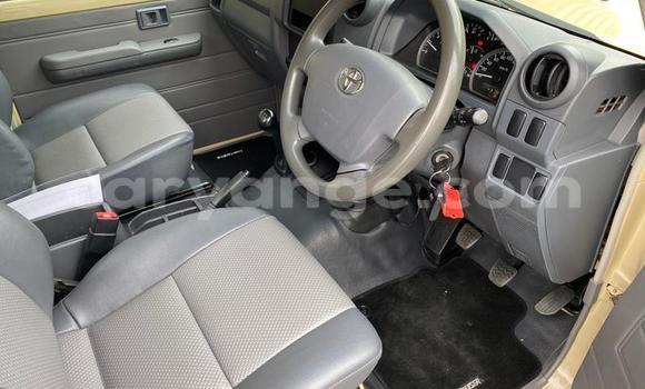 Buy Used Toyota Land Cruiser Beige Car in Otavi in Oshikoto Buy Used Toyota Land Cruiser Beige Car in Otavi in Oshikoto